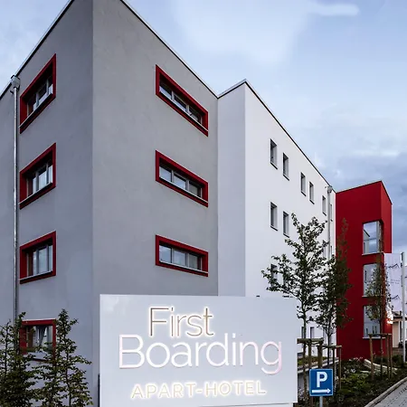 Firstboarding 4*