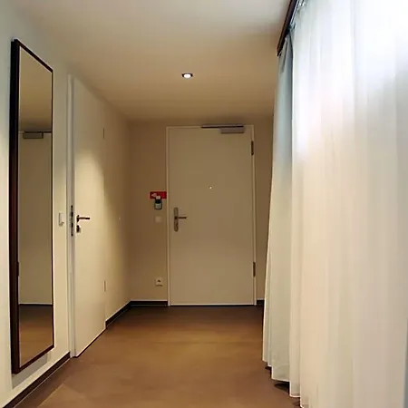 Firstboarding Apartmanhotel 4*