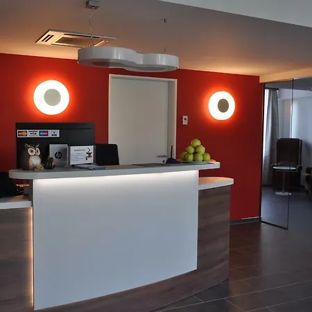 Aparthotel Firstboarding 4*