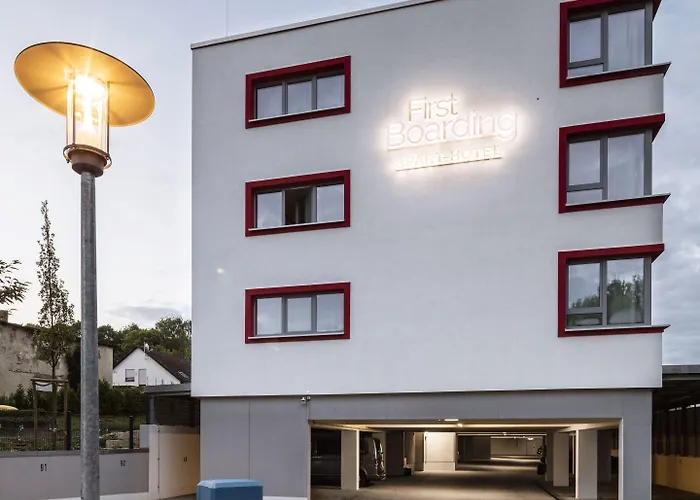 Firstboarding 4* באיירוט